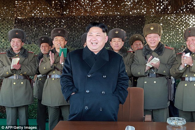Korut Unjuk Kekuatan Militer Menyusul Sanksi Kuat dari PBB