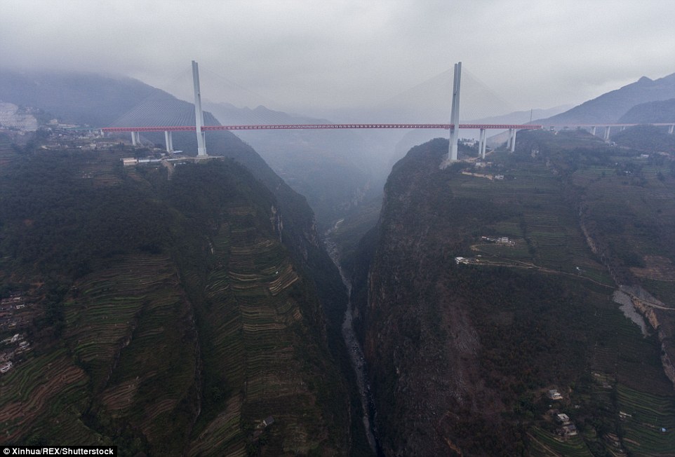 World's tallest bridge opens in China