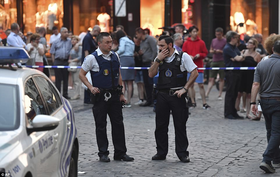 BREAKING NEWS: Explosion at Brussels central station 