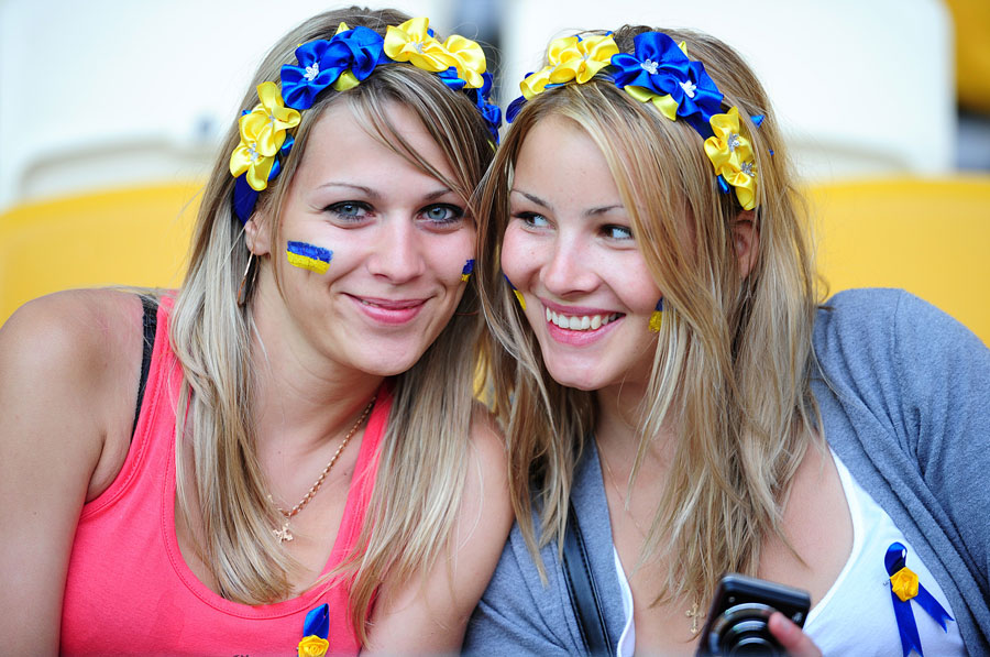 live-sundul-eropa--swedia-vs-belgia