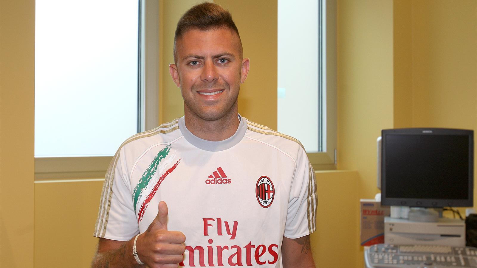 Siapa Saja Pemain Gratis AC Milan