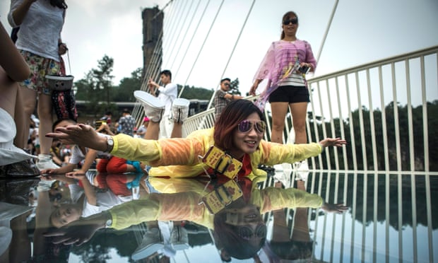 Chinese province closes all glass bridges over safety fears