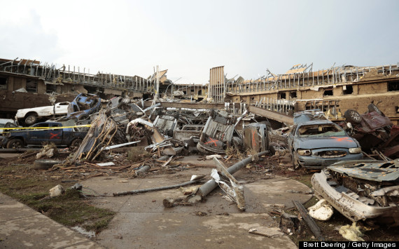 Tornado terbesar menyerang Oklahoma US