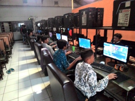 Gabung Komunitas Owner Warnet, 4 Manfaat yang Ane Dapatkan
