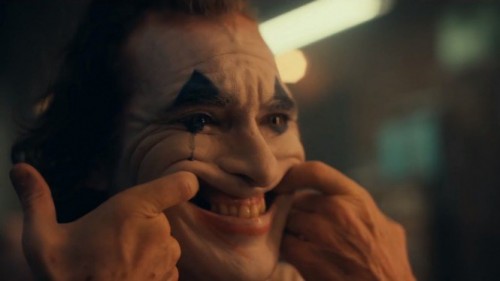 &#91;REVIEW&#93; Joker, Ketika Senyuman Berubah Jadi Kejahatan