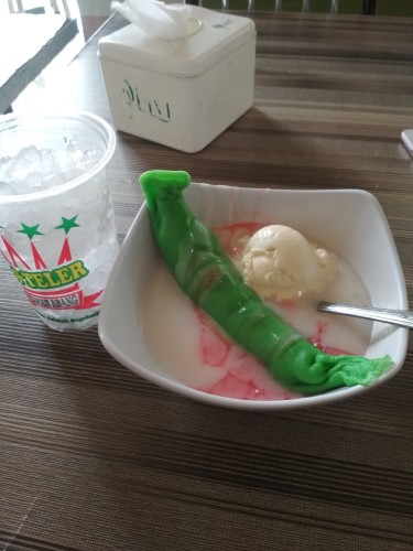 Pisang Ijo Es Krim, Jajanan Syeger Bikin Teler