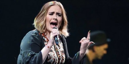 Adele, Kisah Inspiratif Dari Mulai Dipandang Gemuk Sampai Sukses Disayangi Orang
