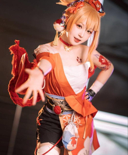 Koleksi Karakter Cosplay Terpanas Yoimiya dari Genshin Impact