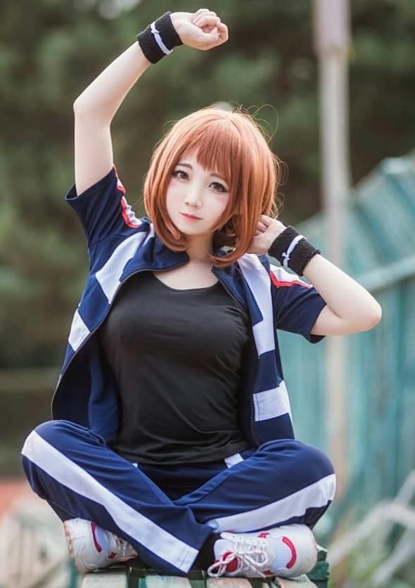 My Hero Academia! 7 Cosplay Ochaco Uraraka yang Benar-Benar Harus Agan Lihat