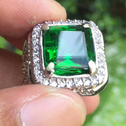 Lelang singkat 5 item berkilau