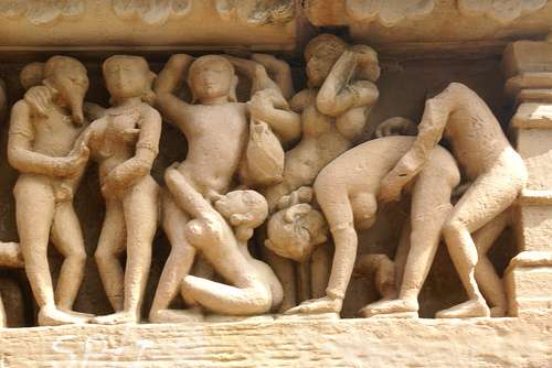 Akan Terbit, Jurnal Ilmiah Pornografi Pertama