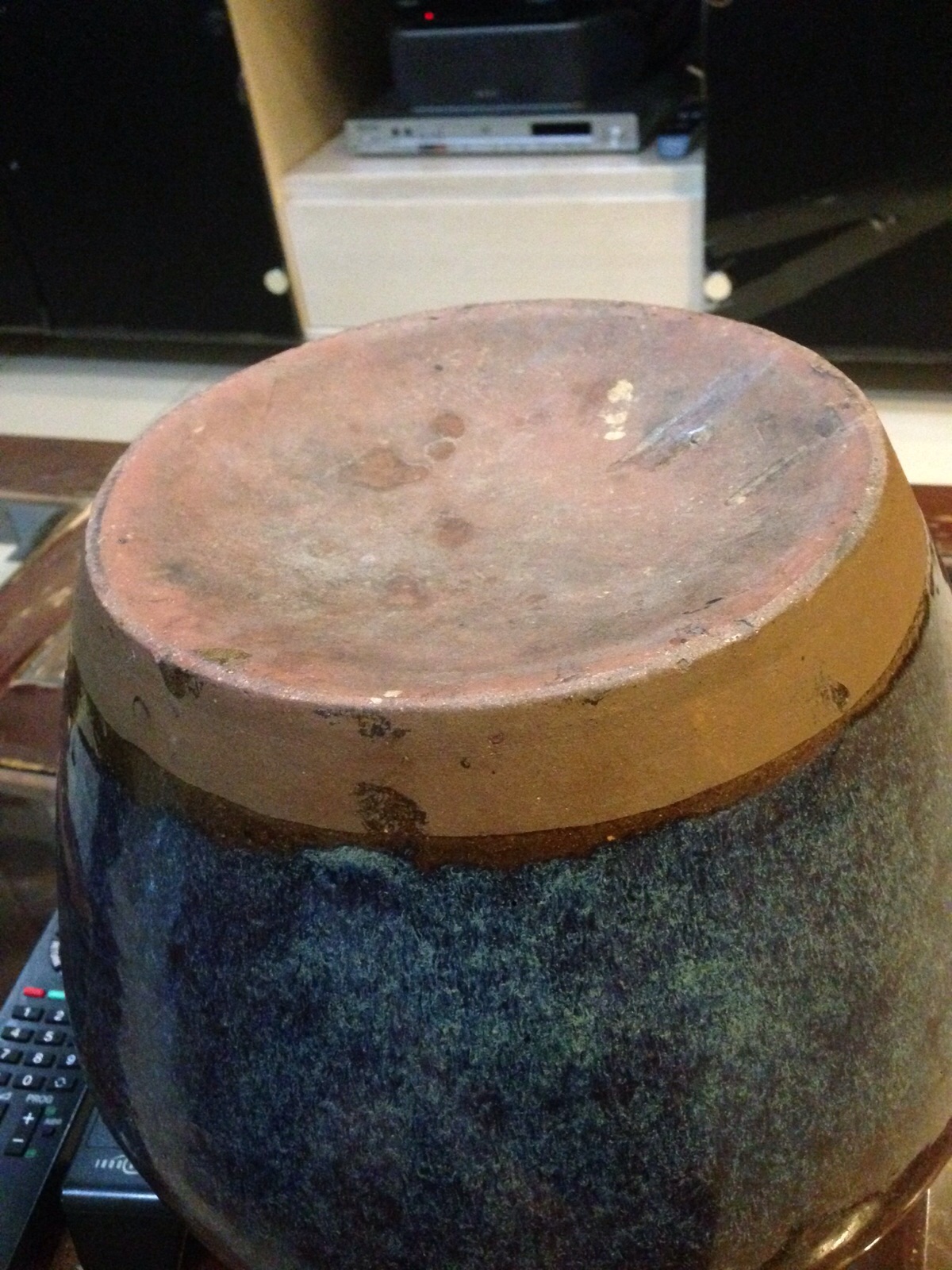 Guci Antik Tanah Merah Terakota