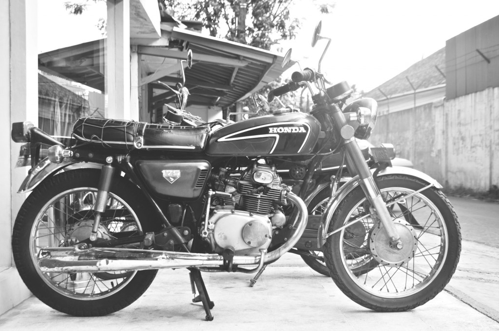 Jual Cepat Motor Honda CB 175 merah tahun 1973