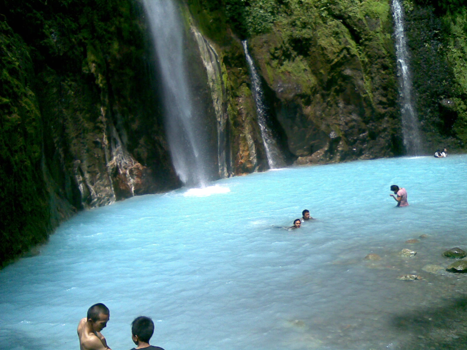 13 Air terjun terindah di INDONESIA