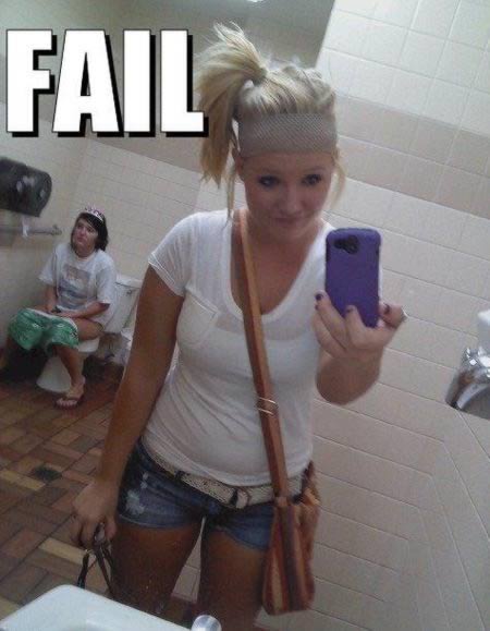 Background Fail (agak BB gan)
