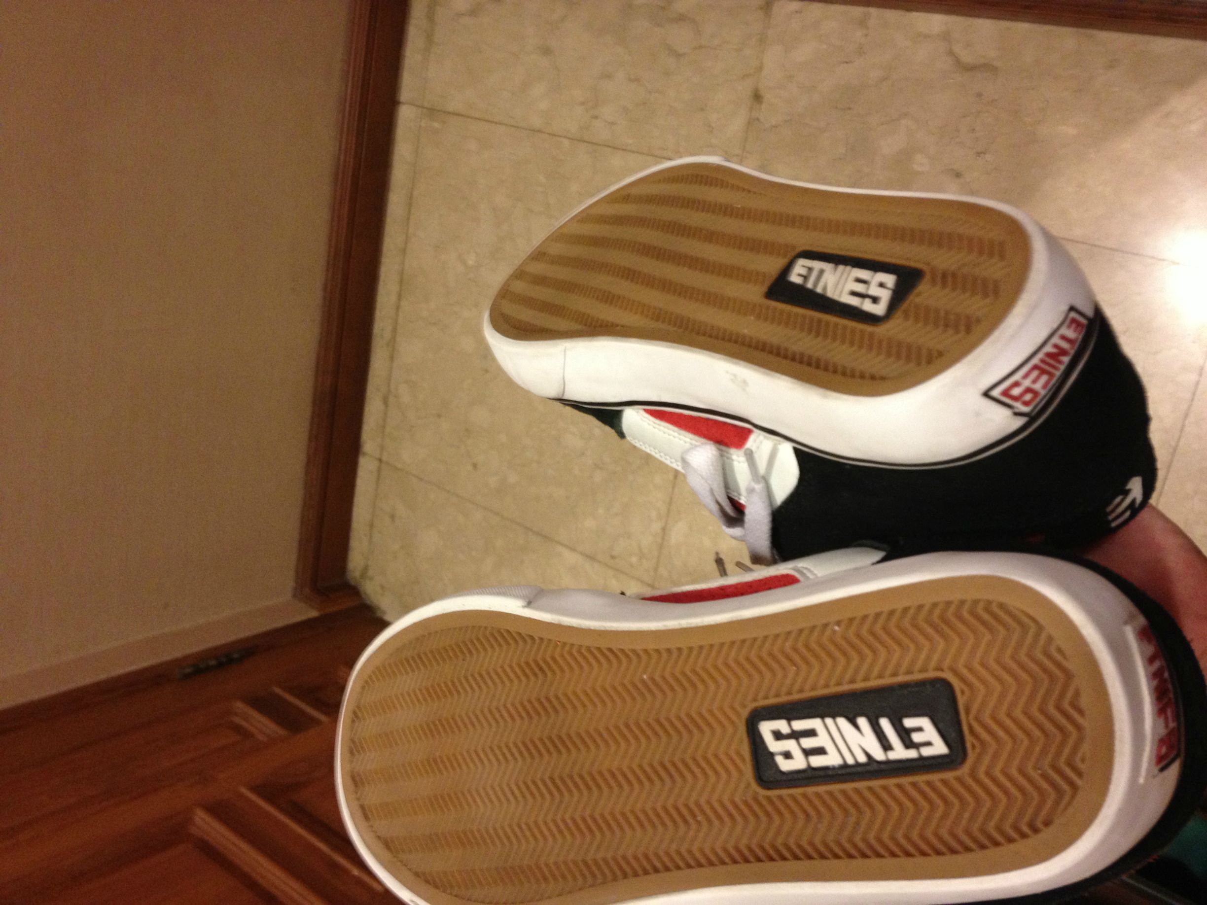 sneaker skate ori murah VANS 250k only JUAL CEPAT COD JAKARTA SELATAN