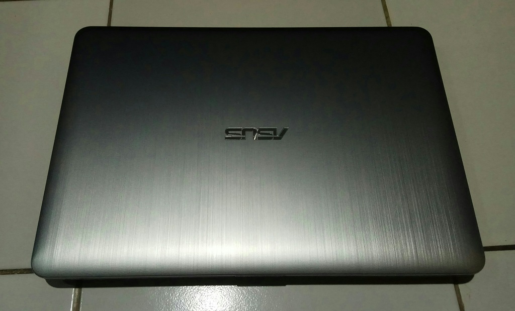 Terjual Laptop Asus VivoBook Max X441SA ( Celeron N3060 