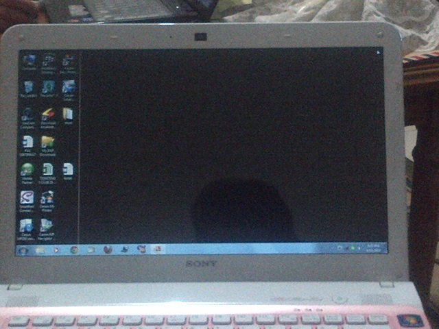 help-garis-di-layar-lcd-laptop-vaio