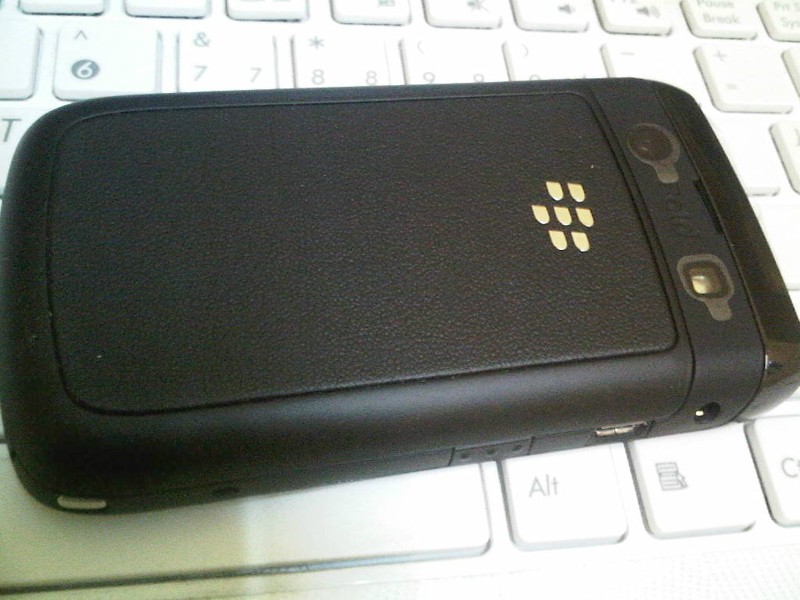 BB Onyx 2 9780 CTN / Trikom NEW Unit ganti baru Black Ori FULLSET Garansi Panjang