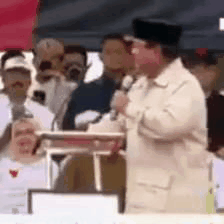 Takbir dan Lagu Kemenangan Bergema di Rumah Prabowo