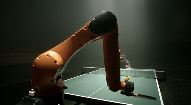 Duel Tenis Meja antara ** Manusia vs Robot **