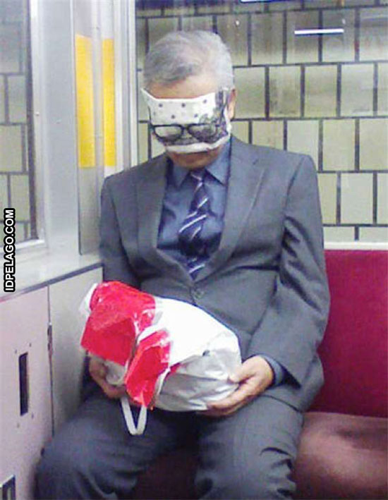 Kocak Gan, Gaya Tidur Orang Jepang Ini Patut Kita Coba juga Nih