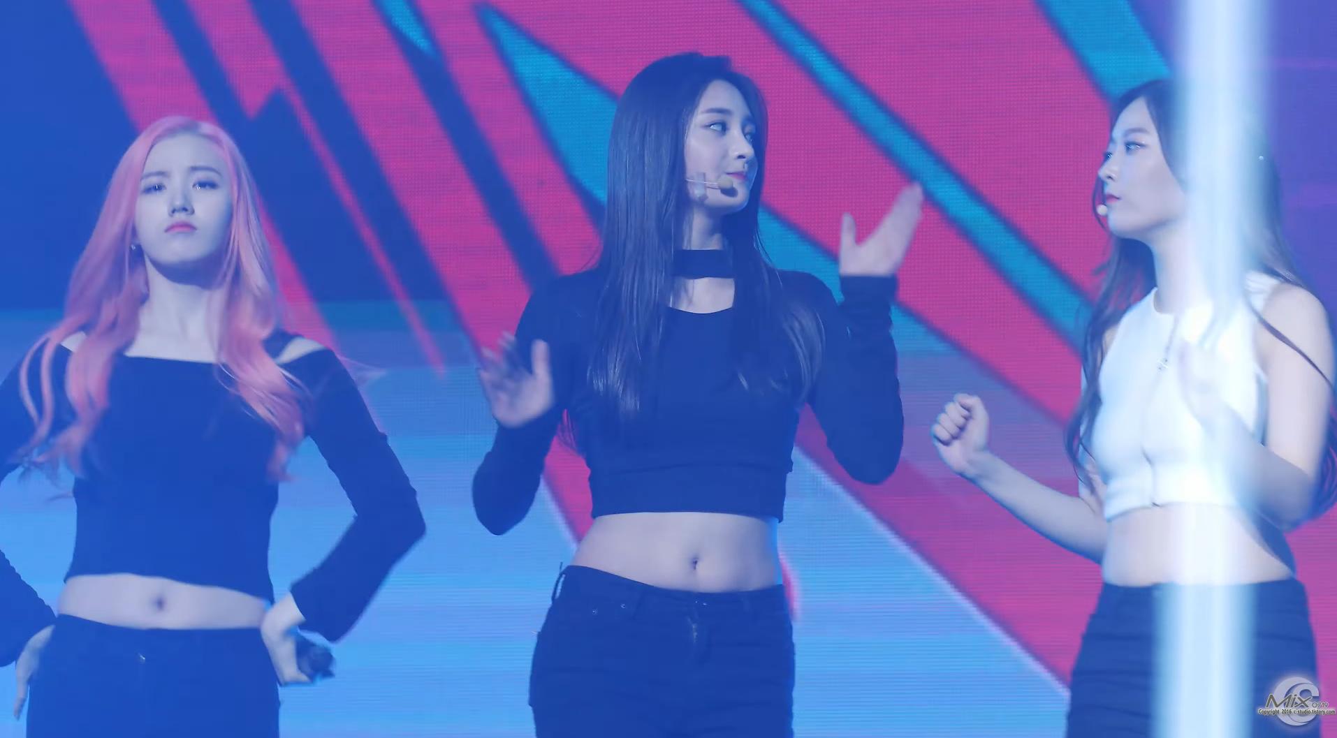 kpop-ioi----national-girl-group-from-produce-101