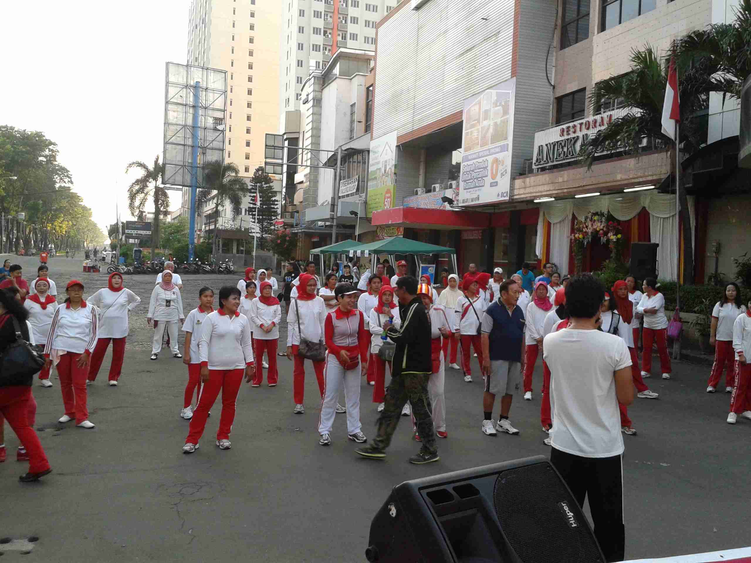&#91;FR&#93; Car Free Day Collaboration w/ Earth Hour, KJI, HiLo Jakarta | 18 Agt '13