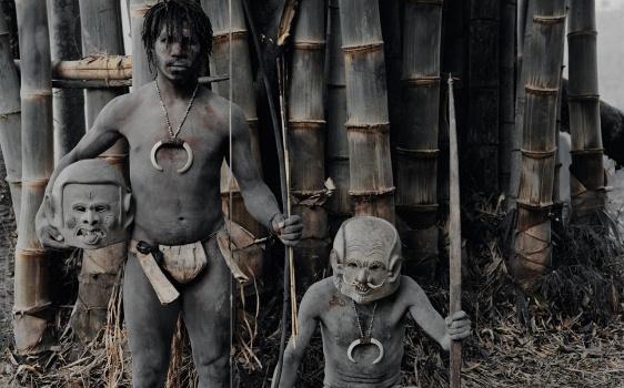 4 Suku Gaib Paling Misterius di Indonesia