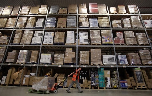 Mari kita Intip Gudang Spektakuler Milik Amazon (+pict)