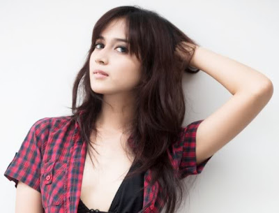 Menurut Agan, Pemeran Wanita Paling Cantik (IGO) di FTV SCTV siapa ??? 