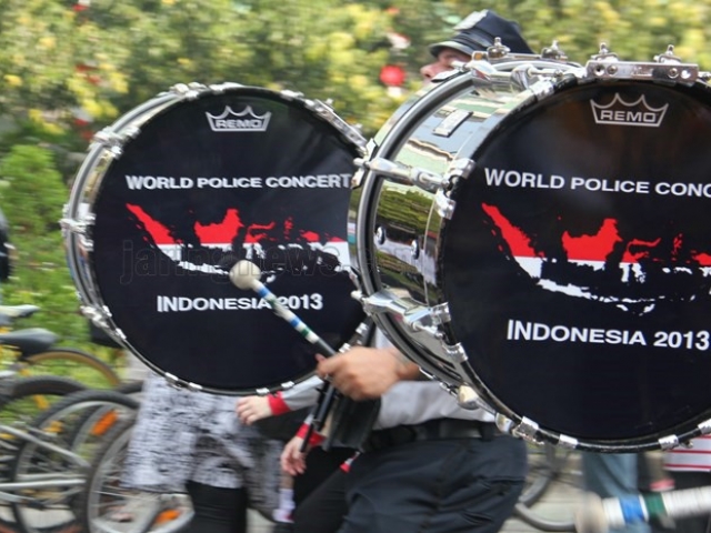 Belasan Polwan Cantik Jepang Memukau Jakarta