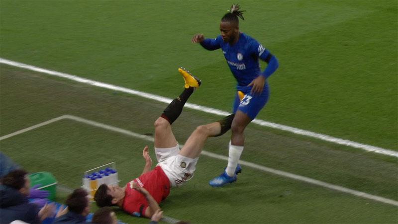 Chelsea Dirugikan oleh VAR 3 Kali di Stamford Bridge