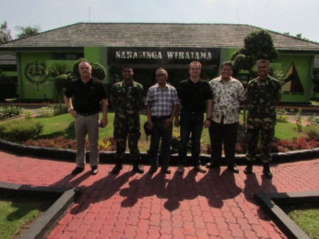 Tim Rheinmetall Landsysteme Gmbh Kunjungi YONKAV 8/2 KOSTRAD