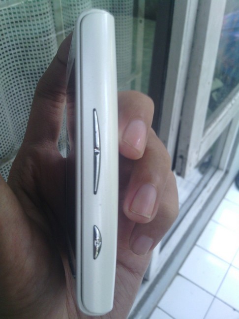 Xperia X8 Putih Mulus bisa COD Bandung