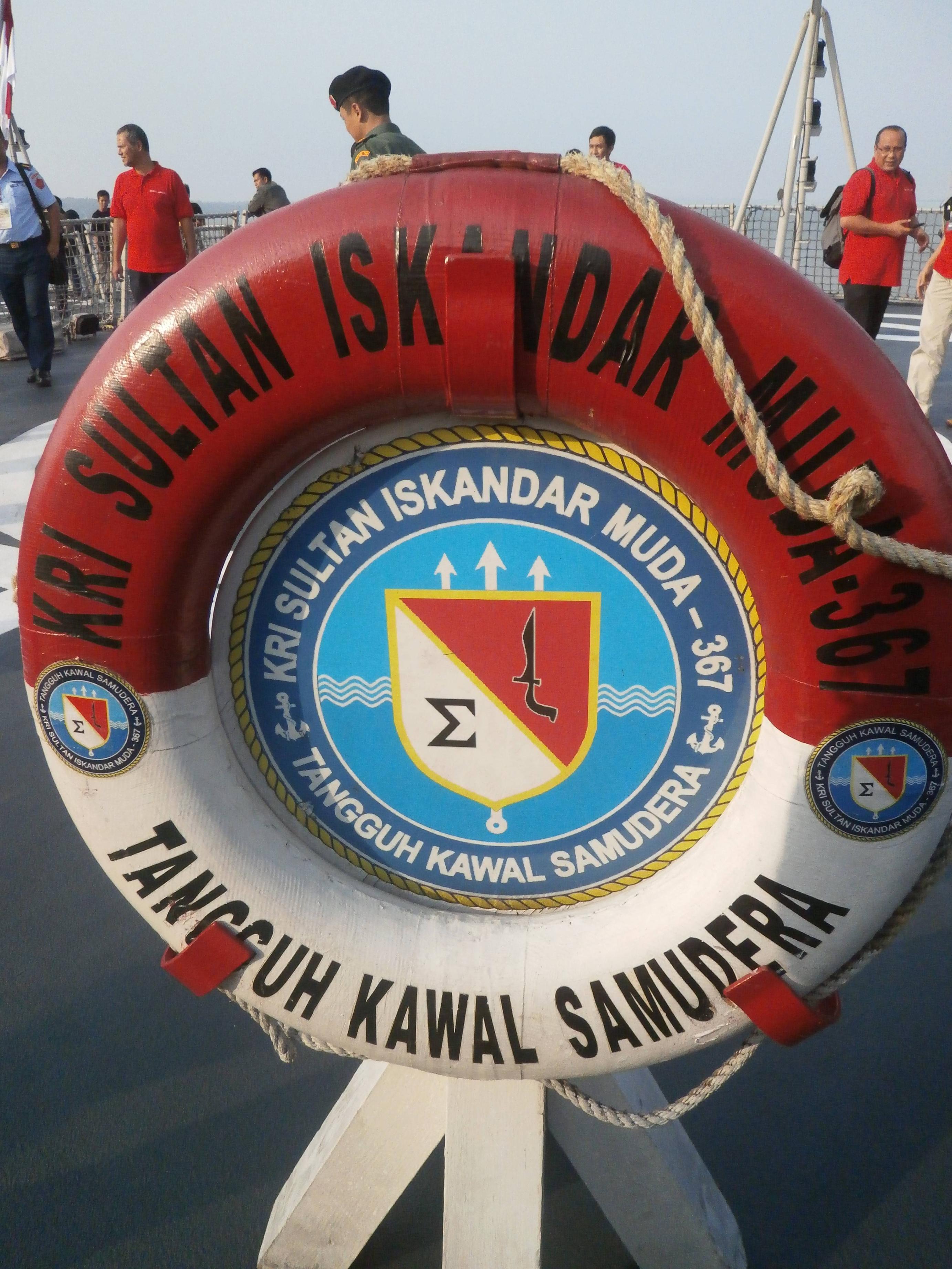Pengalaman JoySailing dengan KRI Sultan Iskandar Muda