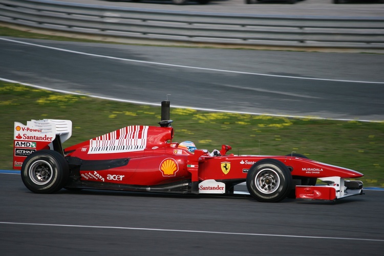 Cara Membuat Suara Knalpot Mobil Standar Seperti Suara Mobil FORMULA1