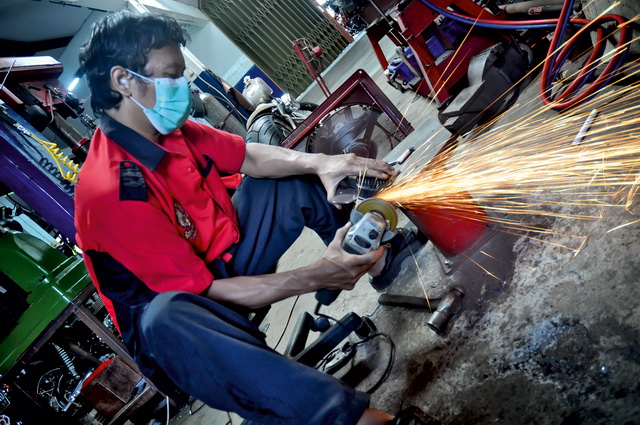 Kreatif!!! Bikin Harley Bertema Batik