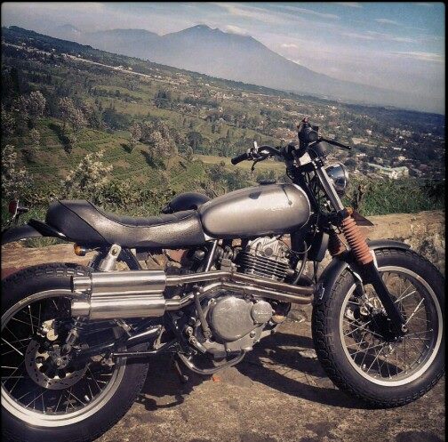 happy with old motor cycle (referensi modifikasi non 4l4y)