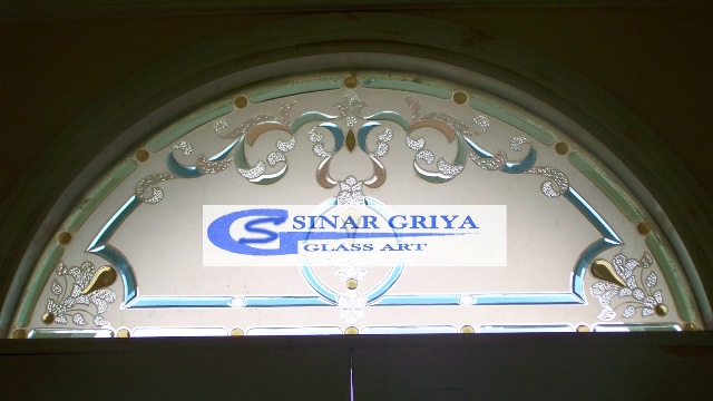 BISNIS Interior Eksterior KACA PATRI , KACA INLAY , KACA GRAVIR , Sinar Griya
