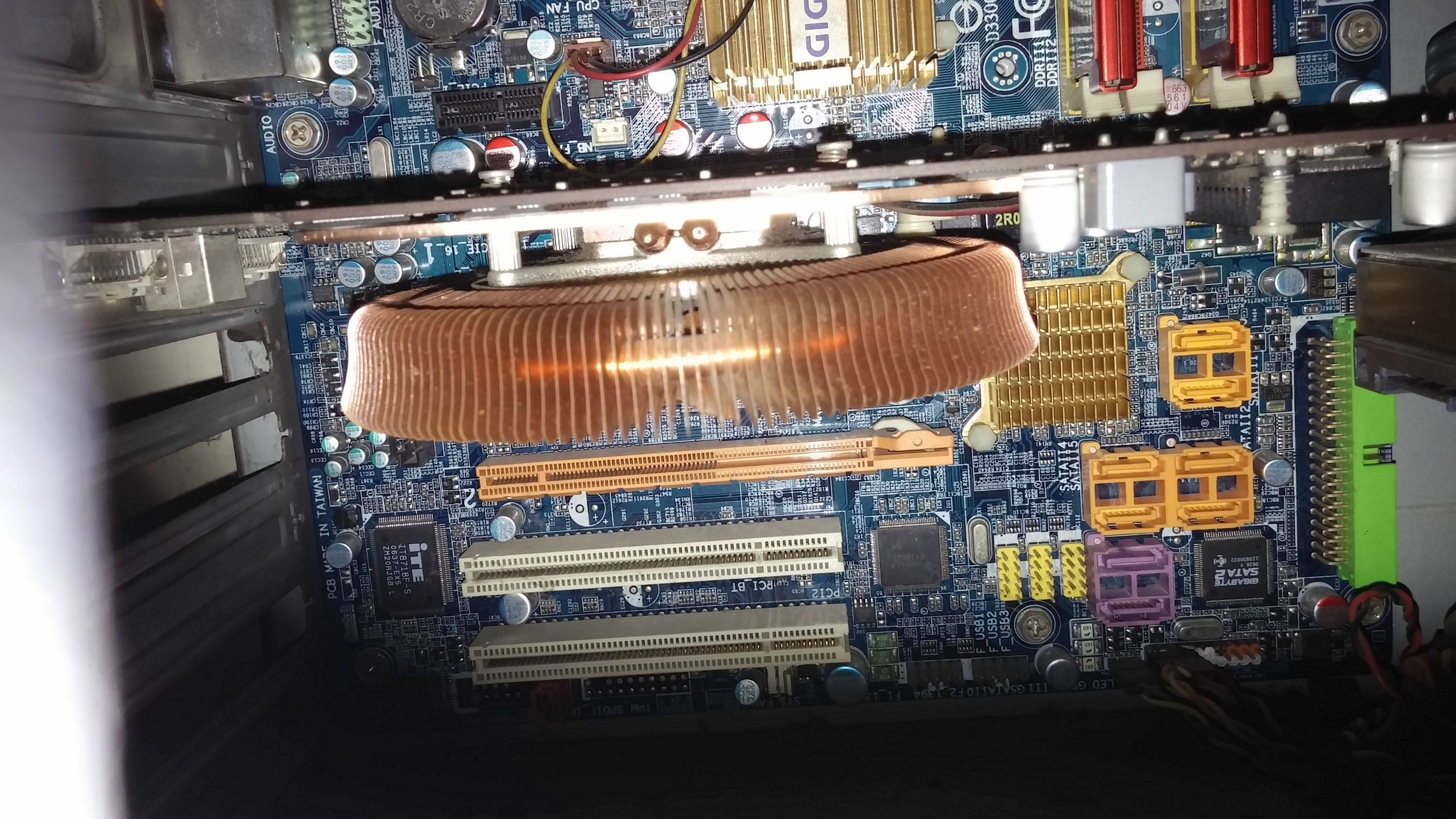 WTS Powercolor HD 3870 512 MB 256 Bits