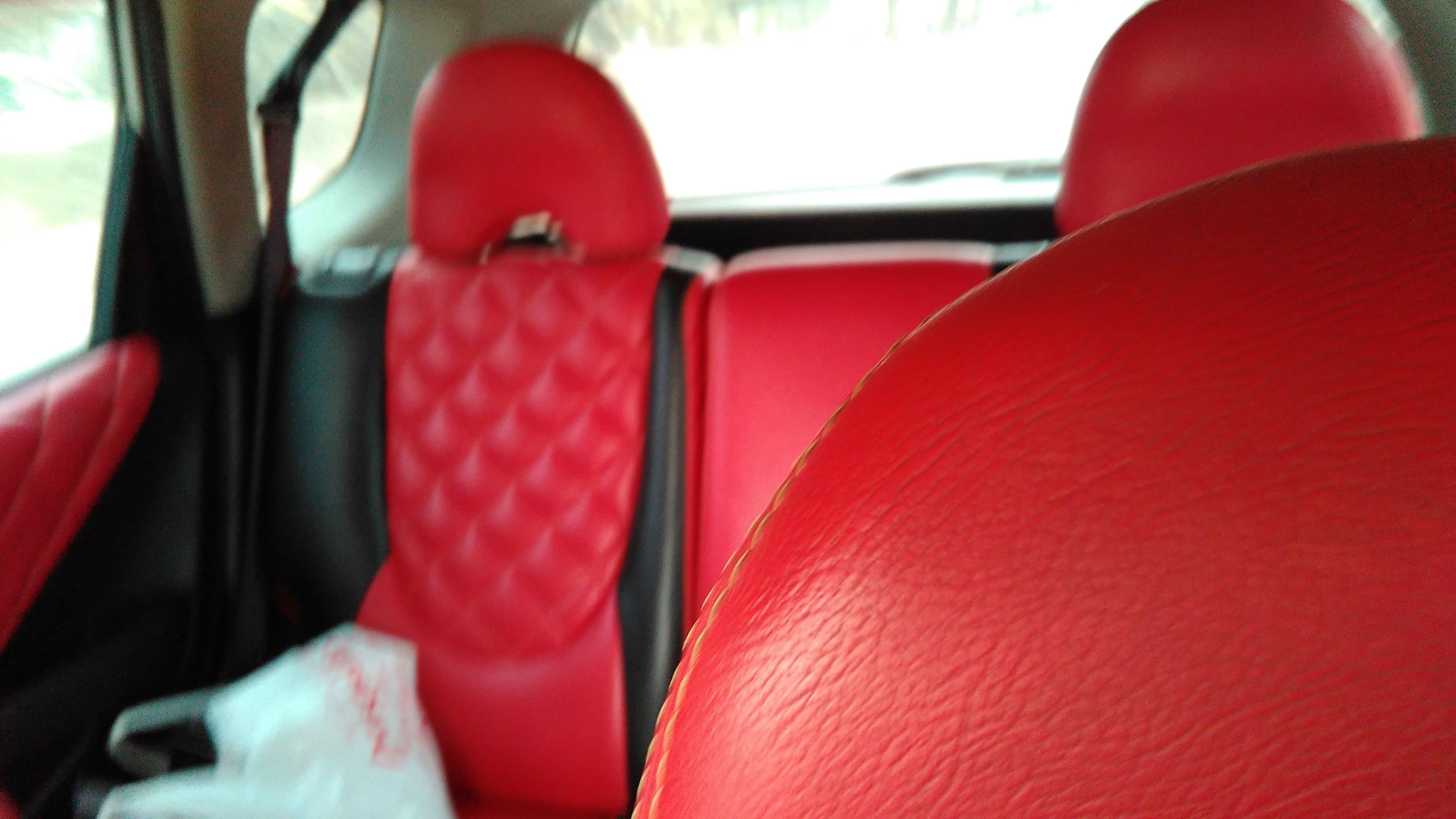 Honda JAZZ Matic IDSI 2006, velg chrome, jok kulit custom.