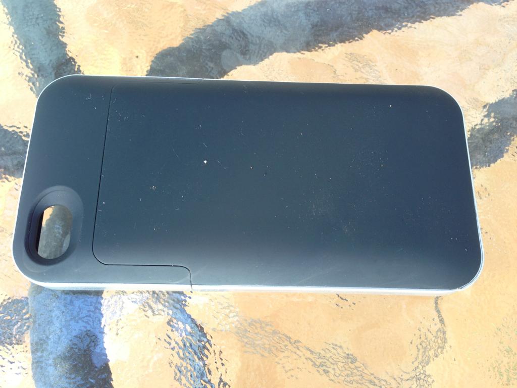 Mophie Juice Pack untuk Iphone 4/4s Harga Retail $79.95 ORI 100%