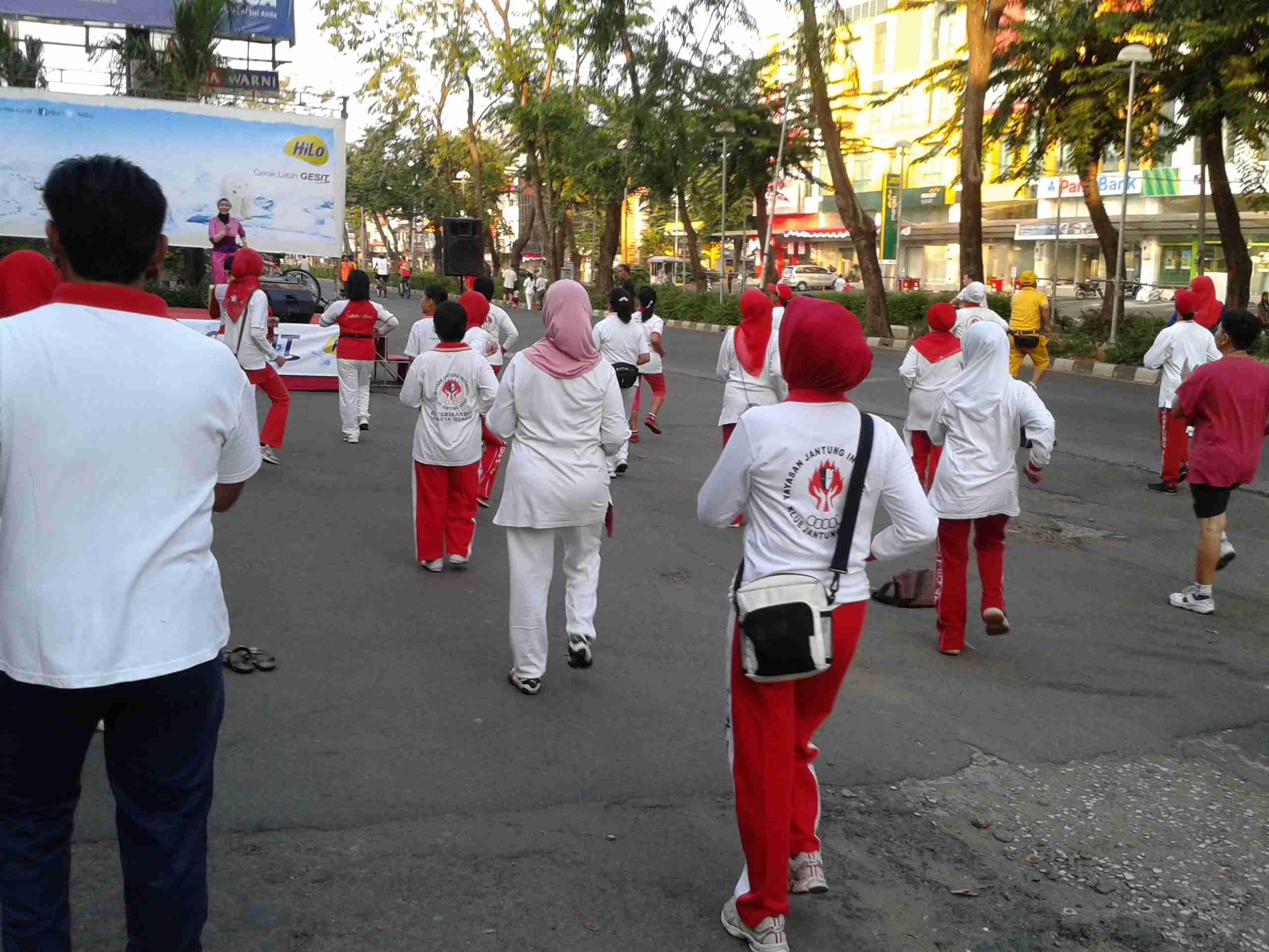 &#91;FR&#93; Car Free Day Collaboration w/ Earth Hour, KJI, HiLo Jakarta | 18 Agt '13