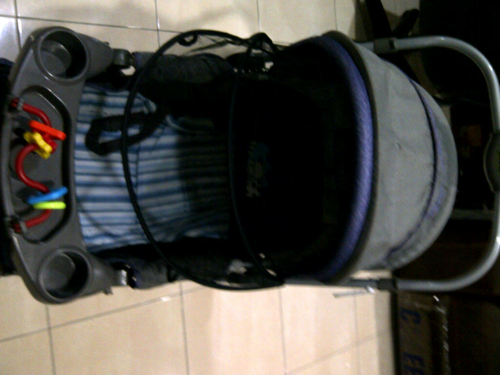 STROLLER / DORONGAN / KERETA BAYI MERK PLEKO VERY GOOD CONDITION - CENGKARENG