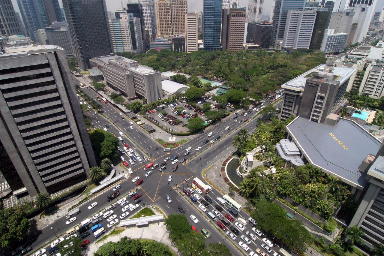 Melihat Indahnya kota Makati di Philippines melalui drone
