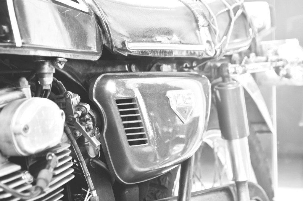 Jual Cepat Motor Honda CB 175 merah tahun 1973