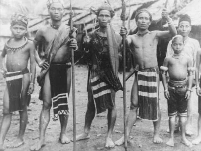 5 Suku Terkuat dan Paling Ditakuti di Indonesia karena Memiliki Ilmu Hitam. Ngeri!