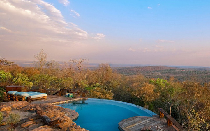 Villa Mewah ini ada di Tengah-tengah Hutan Afrika..!!