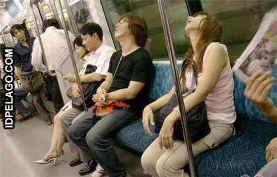 Kocak Gan, Gaya Tidur Orang Jepang Ini Patut Kita Coba juga Nih